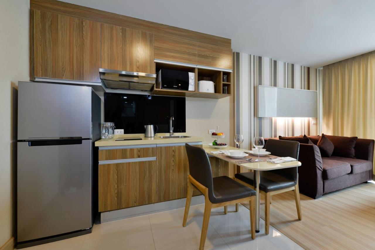 Ramada By Wyndham Bangkok Ten Ekamai Residences エクステリア 写真