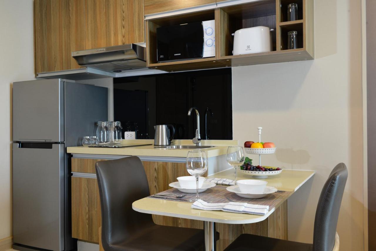 Ramada By Wyndham Bangkok Ten Ekamai Residences エクステリア 写真