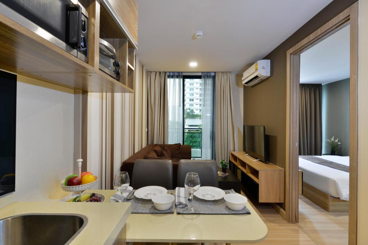 Ramada By Wyndham Bangkok Ten Ekamai Residences エクステリア 写真