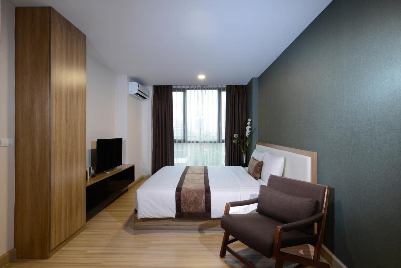 Ramada By Wyndham Bangkok Ten Ekamai Residences エクステリア 写真