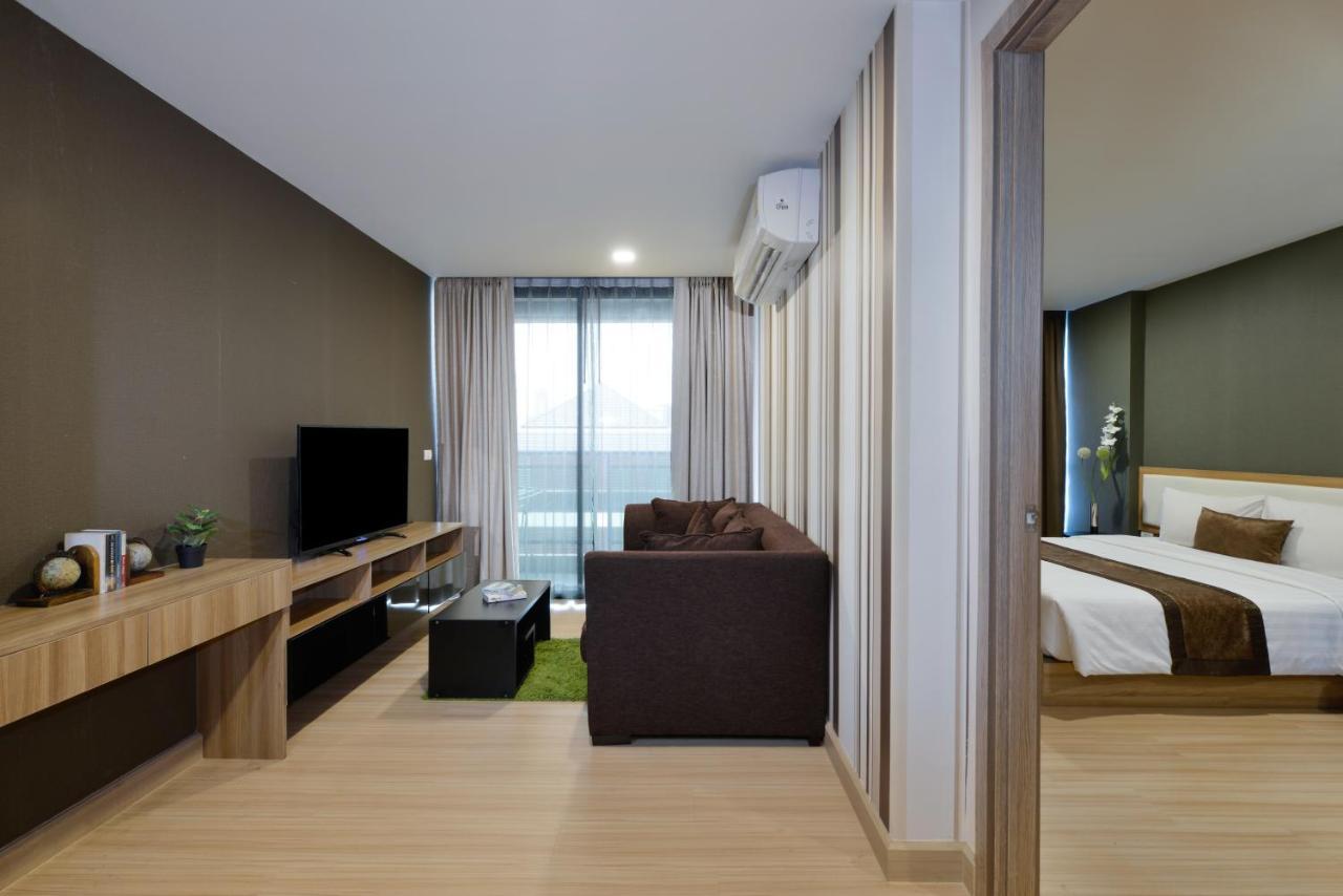Ramada By Wyndham Bangkok Ten Ekamai Residences エクステリア 写真