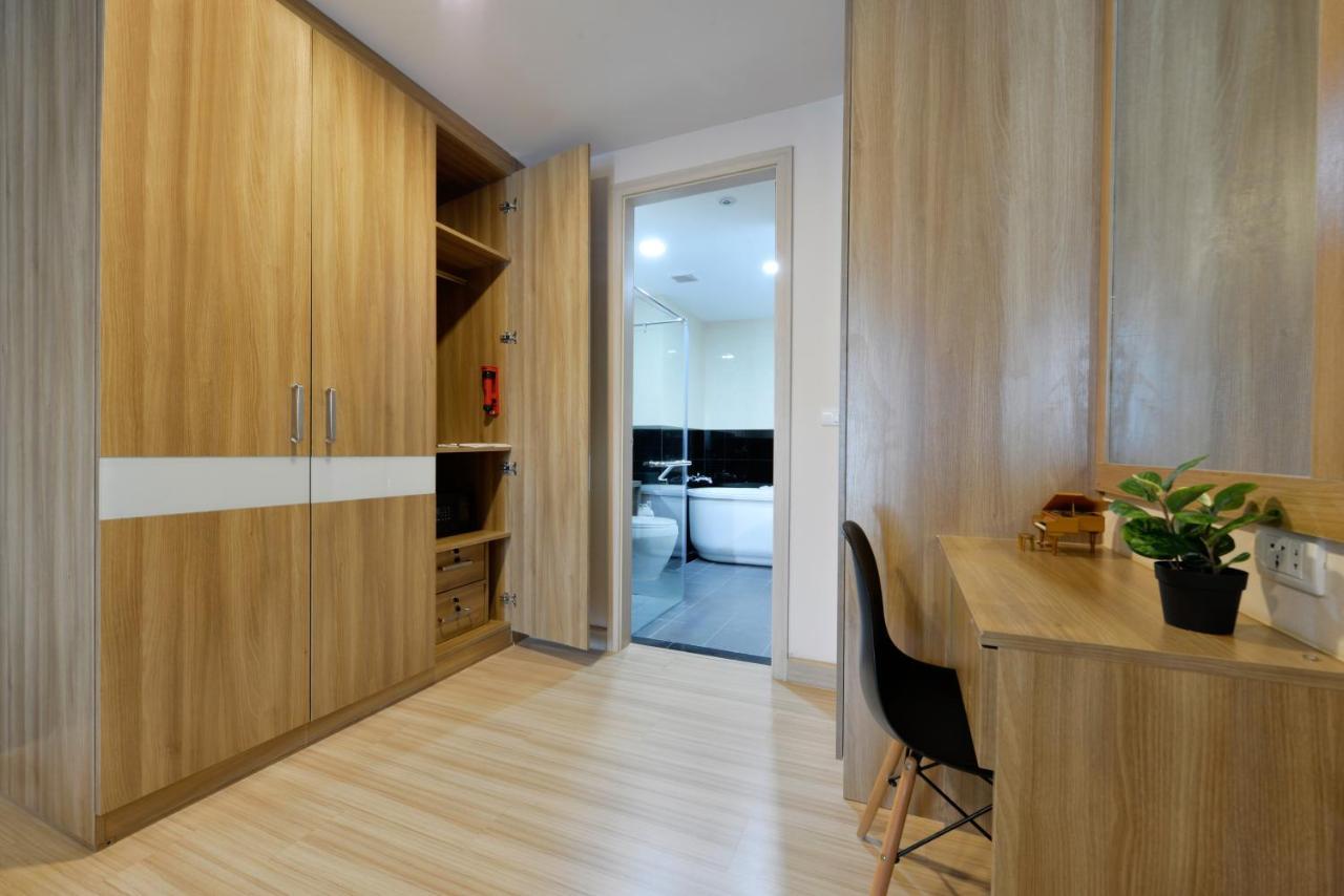 Ramada By Wyndham Bangkok Ten Ekamai Residences エクステリア 写真